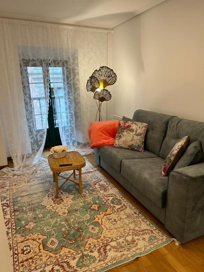 Apartamentos El Escudo Centro 里瓦德塞利亚 外观 照片