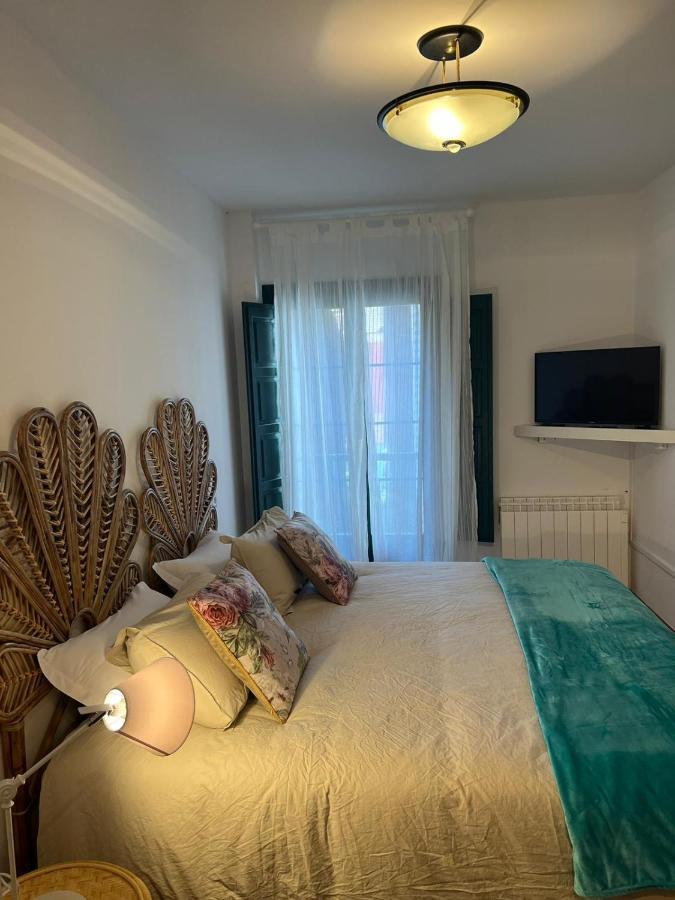 Apartamentos El Escudo Centro 里瓦德塞利亚 外观 照片