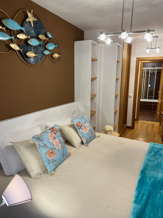 Apartamentos El Escudo Centro 里瓦德塞利亚 外观 照片
